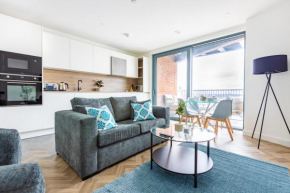 Modern 2BD Flat in Canary Wharf With City and River Views